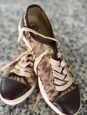 Michael Kors City Monogram Canvas & Leather Sneakers Size 9